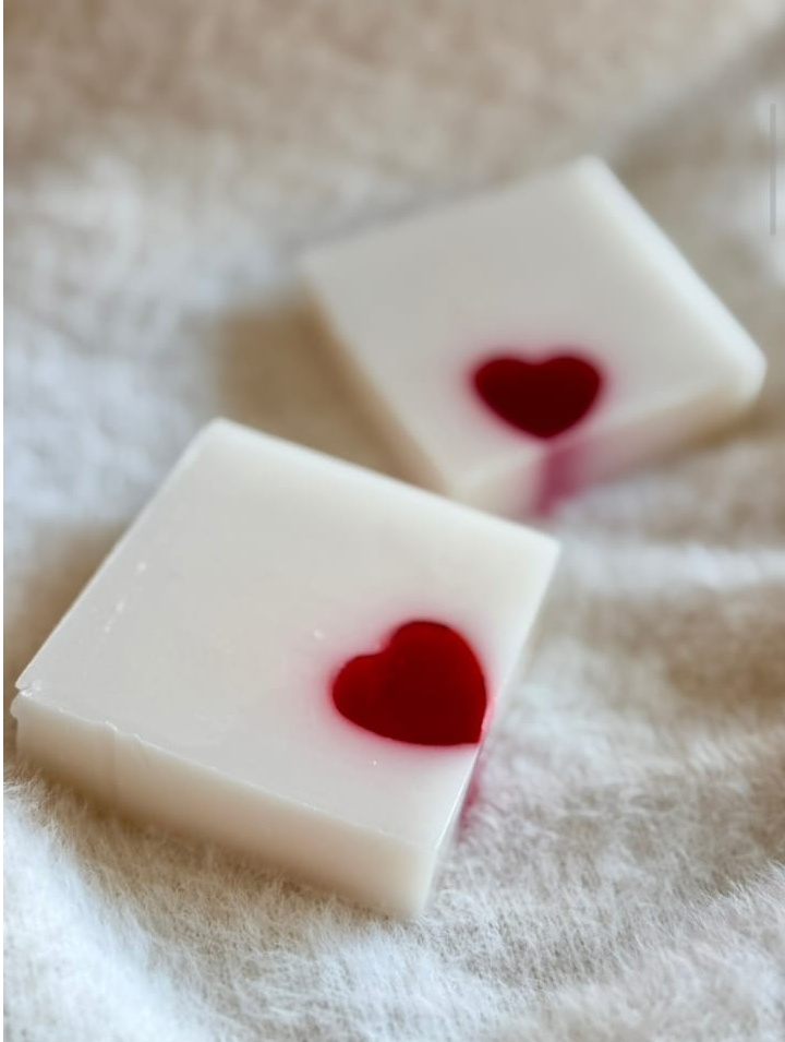 Cupid’s Love Bar